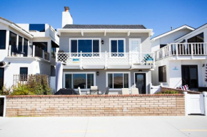 1121 E Balboa Blvd A & B